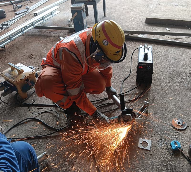 Steel cutting on site